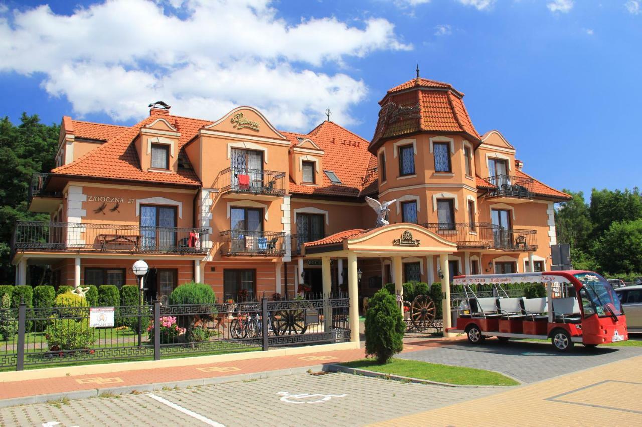 Palacyk Мендзыводзе Экстерьер фото